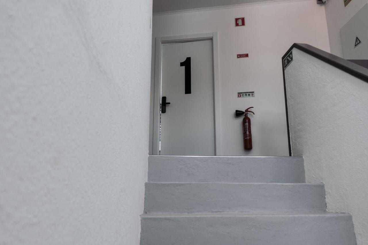 Middle Point Hostel Sardoal Exterior photo